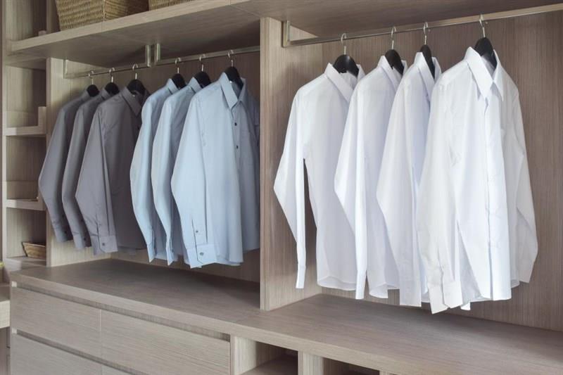 Thinking about a walk-in wardrobe? Here’s what you need to know.